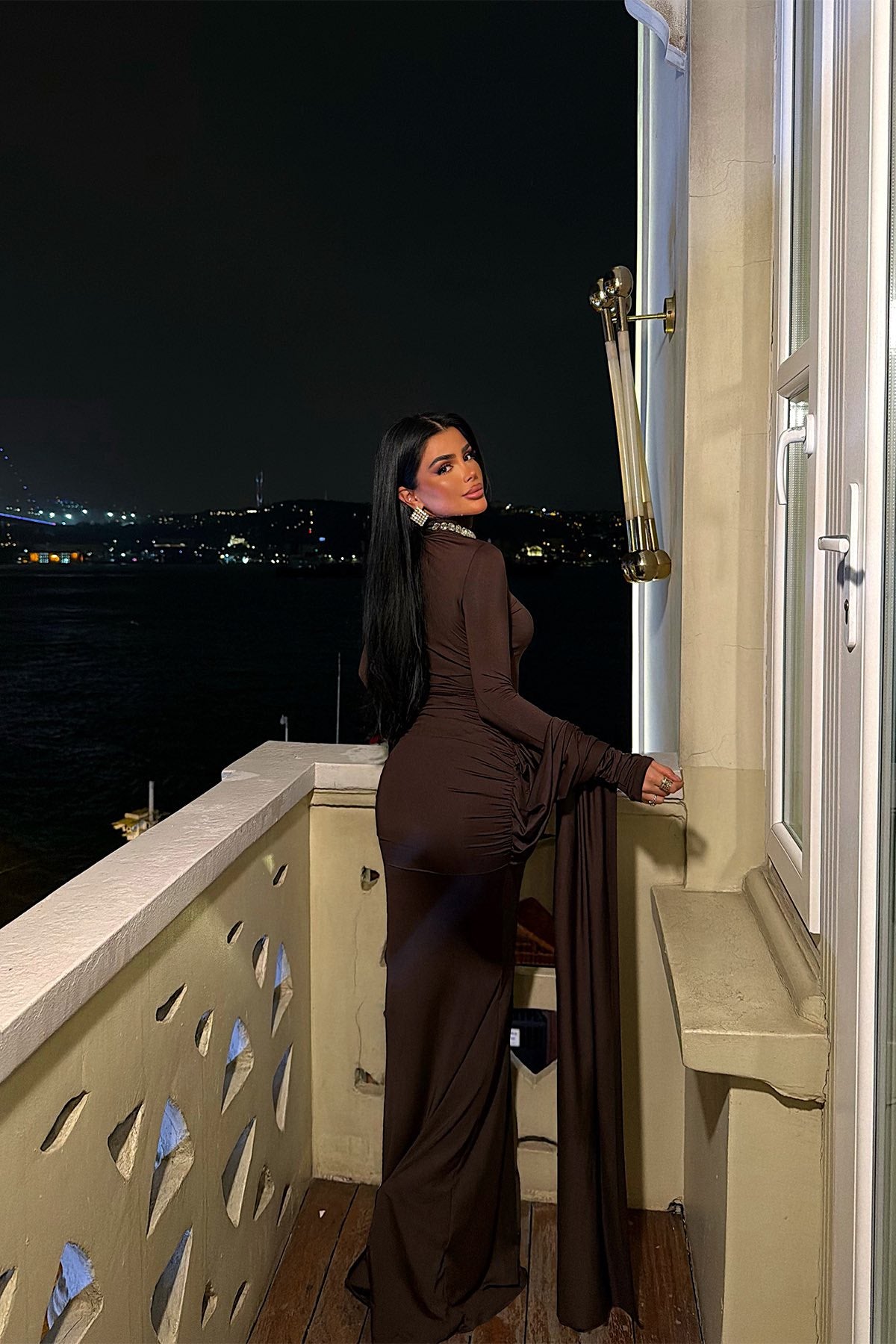 Elegant Dark Brown Long Sleeve Evening Maxi Dress for Women