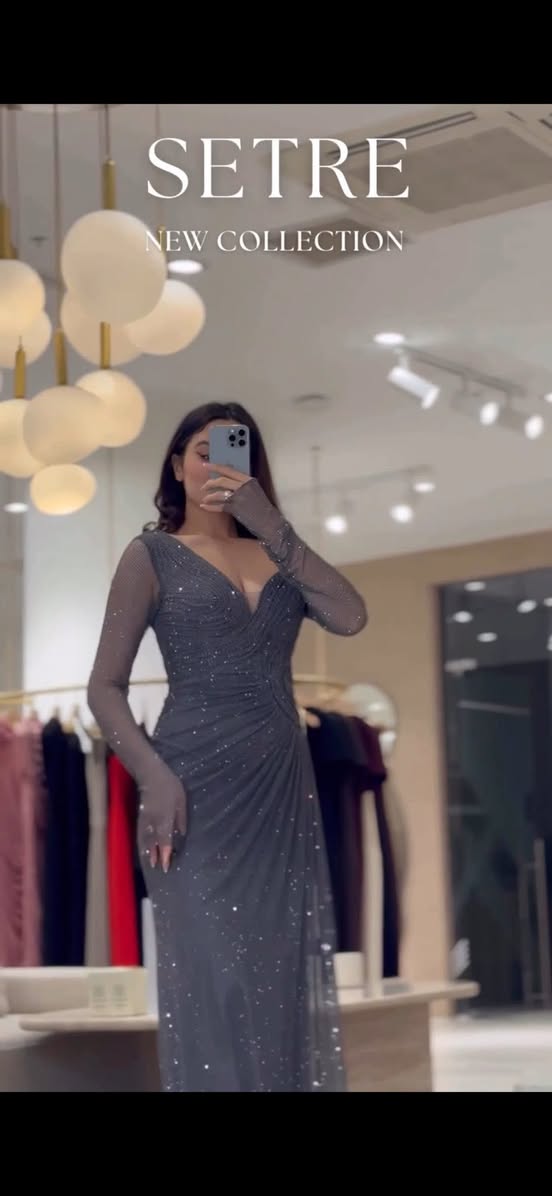 Sparkly Long Sleeve Evening Maxi Dress for Women | Elegant V-Neck Formal Gown